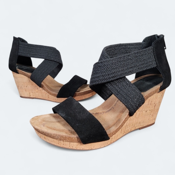 Sofft Black Suede And Cork Wedge Sandals Size 9 - Picture 1 of 12